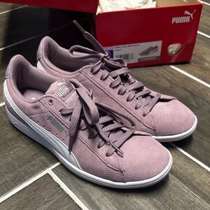 Puma Women's Lavender Sneakers NEW!!